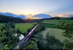 Eine 445.0-Einheit fährt westlich von Dollnstein in den Abendhimmel.
Nachschuss vom Stupberg.

🧰 DB Regio Bayern
🚝 RB 59162 (RB16) München Hbf–Treuchtlingen [+30]
🕓 24.5.2024 | 20:33 Uhr