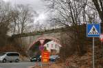 Obwohl nicht mehr sehr viel von der Strecke brig geblieben ist, weit dennoch der alte Viadukt in Neustadt auf die Strecke hin.