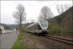 Ein neuer Fotopunkt wurde mitt dem ET23003 bei Werdohl getestet. Er fhrt als ABR99623, (RE16  Ruhr-Sieg-Express ) nach Esesen Hbf. (21.04.2008)
