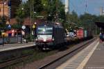 X4 E - 871 (193 871-1) MRCE - Mitsui Rail Capital Europe GmbH für boxXpress.de GmbH mit einem Containerzug in Uelzen und fuhr in Richtung Celle weiter.