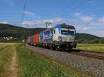 193 843 mit Containerzug in Fahrtrichtung Süden. Aufgenommen am 14.06.2015 zwischen Mecklar und Ludwigsau-Friedlos.