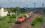 275 020 bespannte am 25.05.14 den Quarzsandzug von Bitterfeld nach Torgau. Hier verlässt die G 1206 der Northrail ihren Ausgangsbahnhof.