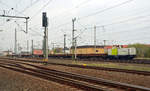 212 909 der RBB schiebt ihren Bauzug am 05.04.17 aus der Holzweißiger Baustelle in den Bahnhof Bitterfeld um dort den Zug in den Güterbereich zu rangieren. 