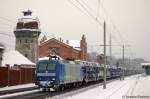 145-CL 204 (145 100-4) im Dienst fr Crossrail mit dem Fiat-Autozug in Rathenow. 28.12.2010