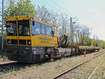 Gleisarbeitsfahrzeug GKW 302 - BAWOMAG 54.22 (D-DB 99 80 9420 004-0) am 27. April 2020 im Güterbahnhof Berlin Grünau.


