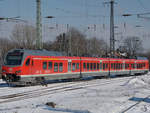Der Elektrotriebzug 1428 507 ist als RE42 nach Mönchengladbach Hbf unterwegs und hier im Februar 2021 kurz vor der Einfahrt am Hauptbahnhof Wanne-Eickel abgelichtet worden.