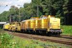 710 965-5 (DGT) und 710 967-1 (DGT) fahren am 18. August 2009 um 15:41 Uhr zusammen mit einem BZ durch Duisburg Neudorf