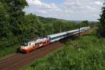 183 001 (Arriva, 175 Jahre Deutsche Eisenbahn) mit Alx 87012 bei Ginglkofen (06.07.2010)
