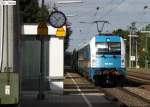 ALEX 183 004 mit ALX 354 Prag - Mnchen, KBS 930 Regensburg - Landshut - Mnchen,
fotografiert am 14.09.2011 bei der Durchfahrt Bahnhof Kfering, wo noch  gute alte  AEG-Technik zu finden ist --> siehe links unten im Bild