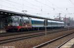 183 001-7 mit dem VX 81142 von Plauen(Vogtl) ob Bf nach Berlin Zoologischer Garten in Berlin-Schnefeld Flughafen.