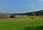 650 662 (VT 27) + 650 653 (VT 18) als RB nach Plattling am 25.04.2013 bei Triefenried. 