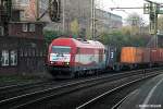 EVB 42013 ist mit einen intermodal am 08.11.13 durch hh-harburg gefahren