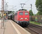 EGP 140 853-3 mit Autotransportzug in Fahrtrichtung Wunstorf. Aufgenommen in Dedensen-Gmmer am 30.05.2013.