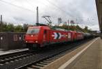 185 588-1 und 185 604-6 der HGK durchfhrt am 24.10.2013 mit einem Tankzug den Bahnhof Eichenberg in Richtung Gttingen.