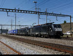 Lok`s 189 995-4 und 189 987-1 vor Güterzug unterwegs in Prattelen am 17.09.2019