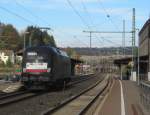 182 509 der MRCE durchfhrt am 26. Oktober 2013 solo den Bahnhof Kronach in Richtung Saalfeld.