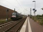 Am 7.6.14 fuhr die ES 64 U2-099 von MRCE den S-Bahnhof Allerheiligen in Richtung Köln.

Allerheiligen 07.06.2014