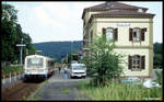SWEG VT 121 hält hier am 10.7.1991 um 15.52 Uhr auf dem Weg nach Meckesheim im Bahnhof Waibstadt.