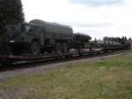 Am 05.April 06 standen in Neckarbischofsheim Stadt auf der SWEG-Strecke Meckesheim-Aglasterhausen-Hüffenhardt, diese Güterwaggons mit Militärfahrzeugen für das BW-Depot