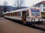 Der NE 81 VT 125 der Achertalbahn steht am Nachmittag nach der Ankunft aus Achern am Bahnsteig seines Heimatbahnhofes Ottenhfen im Schwarzwald.