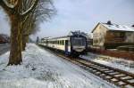 Ausfahrt der dreiteiligen NE 81-Garnitur bestehend aus SWEG VS 202, VT 126 und VT 127. Aufgenommen am 18.01.2013 in Endingen