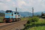 Am 01.08.2014 fuhren SWEG V102 (575 002-7) und SWEG V103 (575 003-5) als Tfzf (Freiburg (Brsg) Rbf - Endingen) bei Kollmarsreute.