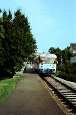 1983: Ein Esslinger der zweiten Serie, der VT 405, auf der Tälesbahn (WEG)