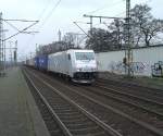 185 562 (ITL) am 26.02.2008 mit einem Containerzug in HH-Harburg
