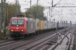 481 002-4 der ITL,mit einem Containerzug am Haken fuhr am 10.10.2009 durch Hannover Linder/Fischerhof.