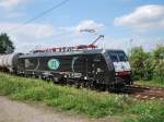ES64 F4 - 288 (189 288-4) mit ITL-Logos fhrt am 21.08.2010 mit einem Kesselwagenzug auf der Gterbahn Hannover Richtung Lehrte.