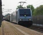 ITL-Leistung Nummer 1 am 29.04.2011 durch Dedensen-Gmmer war 185 677-2 mit einer weiteren, unbekannt gebliebenen Railpool Traxx als Wagenlok und Gz in Richtung Wunstorf.