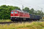 232 701 der LEG rollte am 30.06.21 mit zwei Hochbordwagen durch Braschwitz Richtung Halle(S).