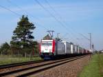 Am 29.3.14 fuhr mal wieder eine Lokomotion Lok am EKOL. An diesem Tag durfte die 185 665 die wartende Meute beglücken. 
Aufgenommen bei Wiesental an der wunderschönen Rheinbahn. 