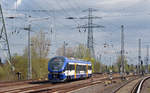 Von Kostrzyn kommend passiert der NEB-Hai 632 024 am 08.04.17 den S-Bahnhof Friedrichsfelde Ost und wird in kürze sein Ziel Lichtenberg erreichen.