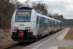 Für den ODEG Triebwagen 4746 305 ist das Ausfahrsignal in Prora nach Lietzow auf Fahrt. - 04.03.2021