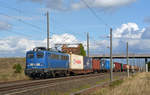 140 037 der Press führte am 24.09.19 einen Metrans-Containerzug zum Terminal Wahren durch Brehna Richtung Halle(S).