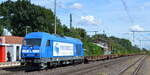 Eisenbahnbau- und Betriebsgesellschaft Pressnitztalbahn mbH, Jöhstadt (PRESS) mit ihrer  253 014-9  (NVR:  92 80 1223 051-4 D-PRESS ) und einem Ganzzug Containertragwagen (leer) am 31.08.22