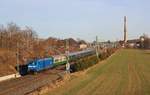 Aufgrund der vielen Triebwagenausfälle bei der MRB, fuhr die Press 145 030 einige Umläufe. Hier RE 26974 am 08.12.16 in Mehltheuer.