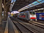 Durchfahrt 186 498 Railpool mit einem Zug Kesselwagen durch den Bahnhof Aachen am 09.
