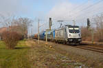 187 312 von railpool rollte am 10.01.21 mit einem Ganzzug Schwenkdachwagen durch Greppin Richtung Bitterfeld. Sie war zuvor am Signal zum stehen gekommen da sie auf die vorrausfahrende S-Bahn aufgelaufen war. 