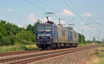 Zusammen mit ihrer Schwesterlok 143 573 fuhr 143 950 am 20.06.17 Lz durch Greppin Richtung Dessau.