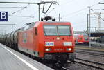 RBH Logistics GmbH mit  145 050-1 [NVR-Nummer: 91 80 6145 050-1 D-DB] und Kesselwagenzug Durchfahrt Magdeburg Hbf.