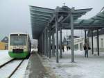 Die Sdthringenbahn im Bahnhof Neuhaus am Rennweg,viele Jahrzehnte war die Bahn auer Betrieb,das fast unglaubliche,auf Grund der Hhenunterschiede fhrt die Bahn zwei Kopfbahnhfe an,Ernsthal am