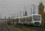 STB VT 107 + VT 110 + VT 102 als Tfzf vom Bw der Erfurter Bahn in Richtung Hauptbahnhof, am 09.10.2015 in Erfurt Ost. Vom Bahnübergang aus fotografiert.