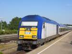 Die DE 2000-02 der NOB am 03.08.2015 auf dem Weg von Hamburg-Altona nach Westerland (Sylt) in Husum. 