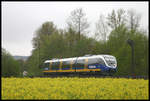 Als Leer- bzw. Überführungsfahrt kam am 27.4.2005 der NWB Talent VT 705 über die Rollbahn nach Osnabrück. Das Foto entstand an der Landesgrenze NRW zu Niedersachsen bei Natrup Hagen.
