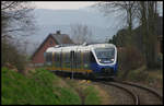 Nordwestbahn VT 704 fährt hier am 9.3.2007 um 9.09 Uhr aus Bielefeld kommend in den Haltepunkt Osnabrück Sutthausen ein.
