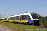 VT 648 422 (NordWestBahn) und VT 648 486 als RE10 in Richtung Neuss Hbf in Kaarst, 20. Juli 2016