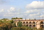 185 xxx von TX Logistik mit Marszug am 13.10.2020 auf dem Enzviadukt in Bietigheim.