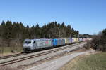 185 539 & 185 521 war mit einem  KLV  am 1. März 2021 bei Grabenstätt im Chiemgau in Richtung München unterwegs.